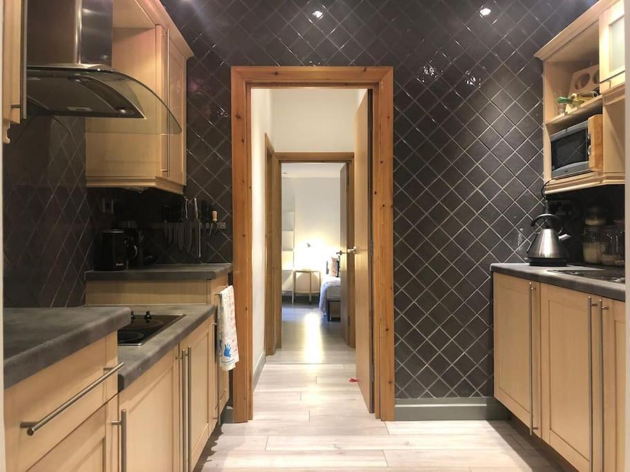Quiet Kensington Flat Ideal For Central 런던 외부 사진